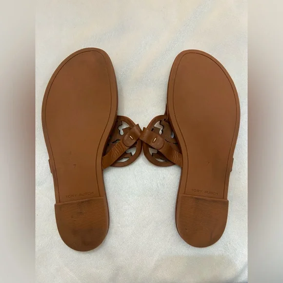 Tory Burch Miller Sandals Brown Leather Gold Logo Thong Flats - Picture 6 of 9
